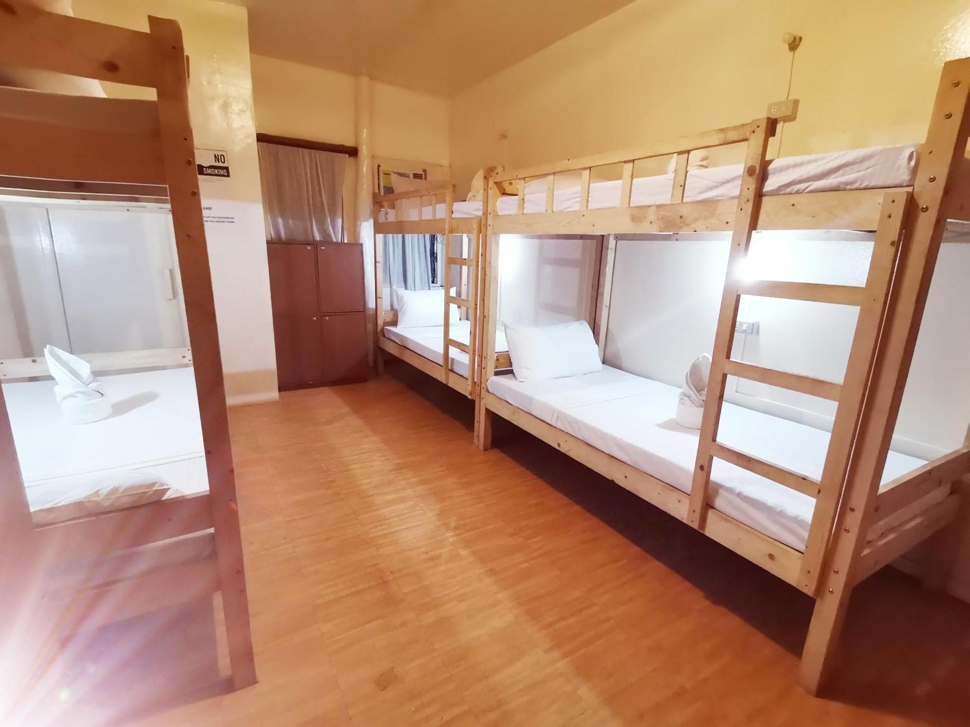 Coron Town Traveller'S Dormitory מראה חיצוני תמונה